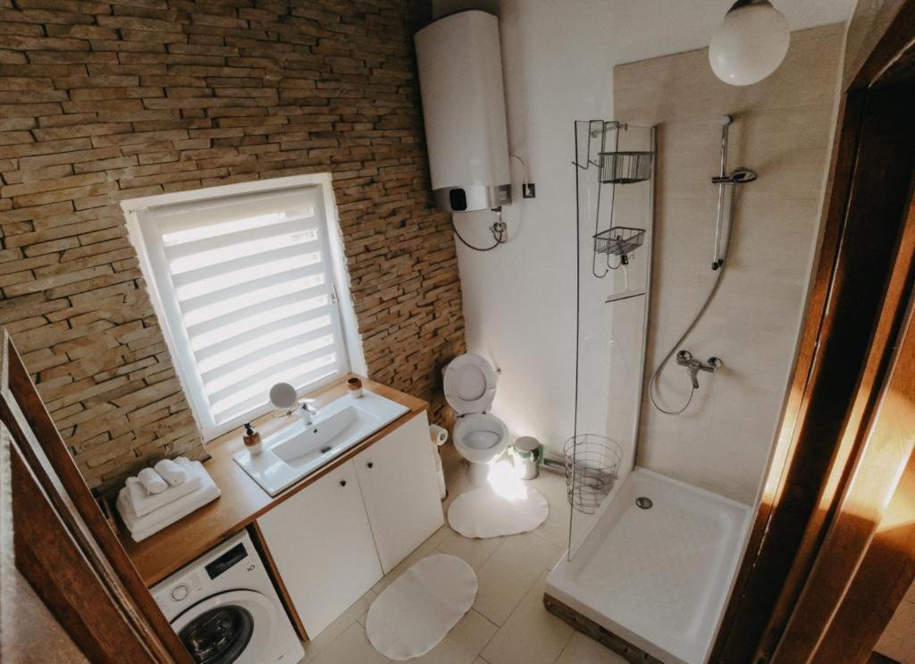 Honey Home Bistrita  Ngoại thất bức ảnh