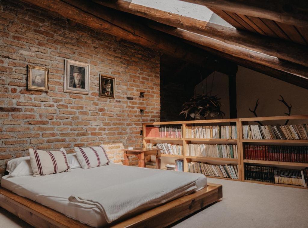 Honey Home Bistrita  Ngoại thất bức ảnh